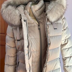 Tahari Pale Oak Long Puffer Jacket with Faux Fur Hood size XS NWT $420